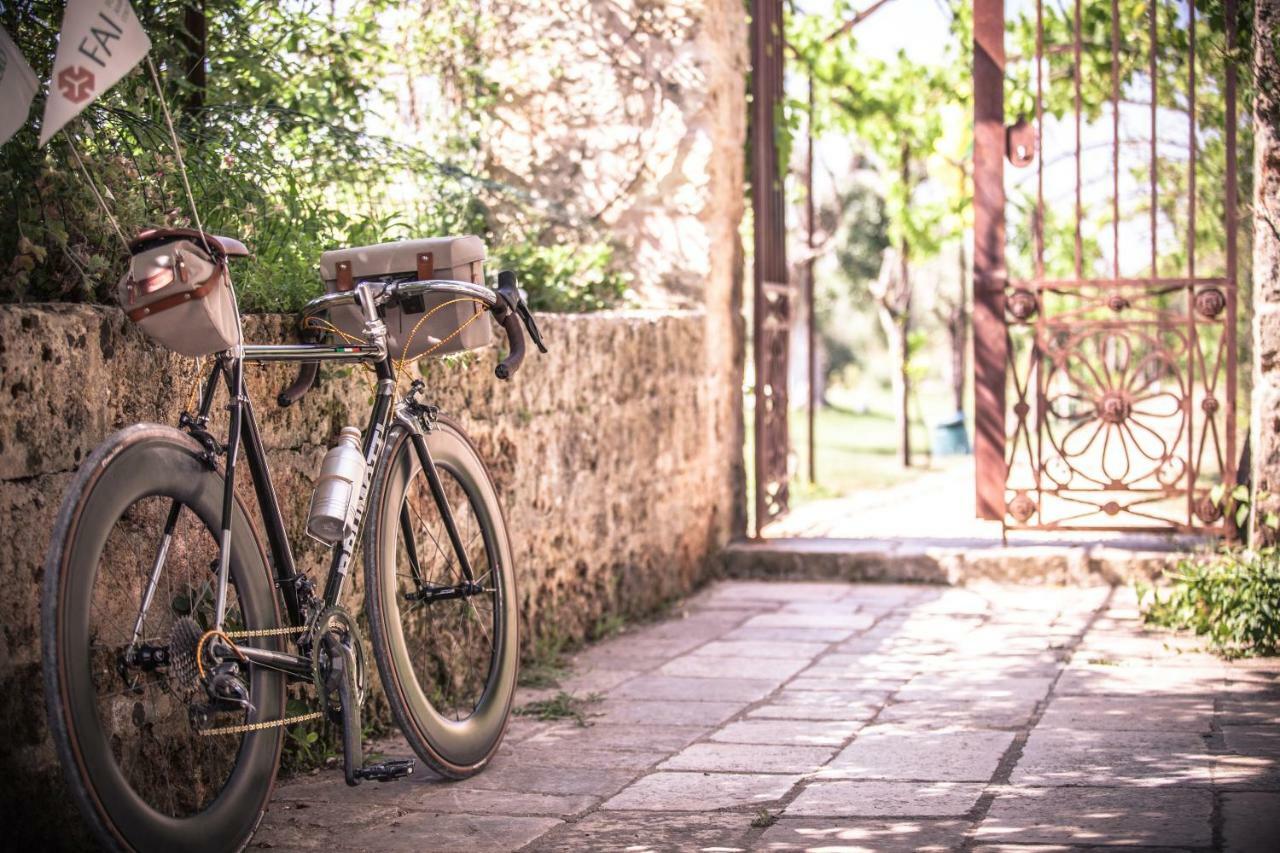 Agriturismo Li Calizzi Arte E Natura Novoli Eksteriør bilde